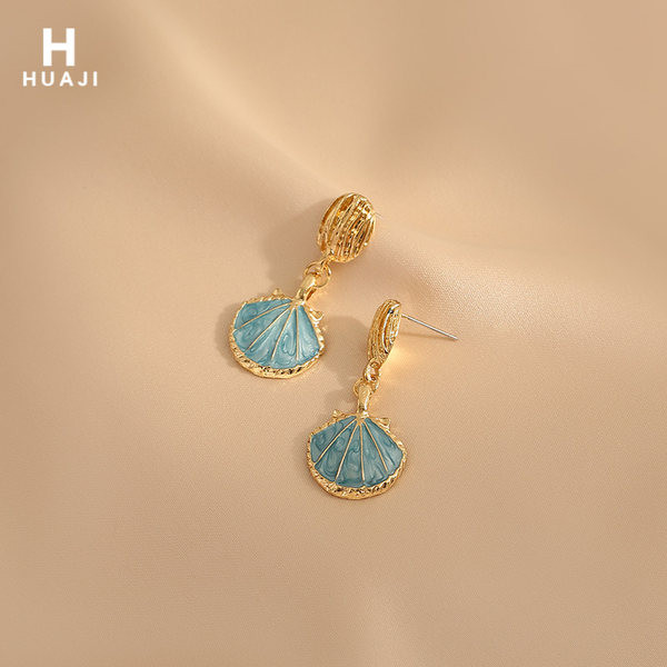 Zlatne ženske naušnice - viseće