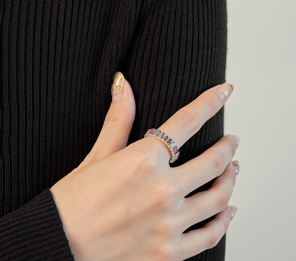 Ασημένιο ρυθμιζόμενο δαχτυλίδι με πέτρες