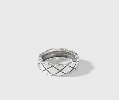 Μοντέρνο δαχτυλίδι σε ασημί χρώμα για γυναίκες