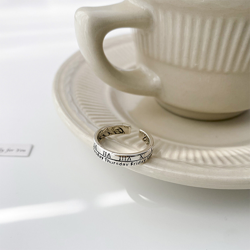 Γυναικεία ρυθμιζόμενα δαχτυλίδια σε τρία μοντέλα - ασημί χρώμα