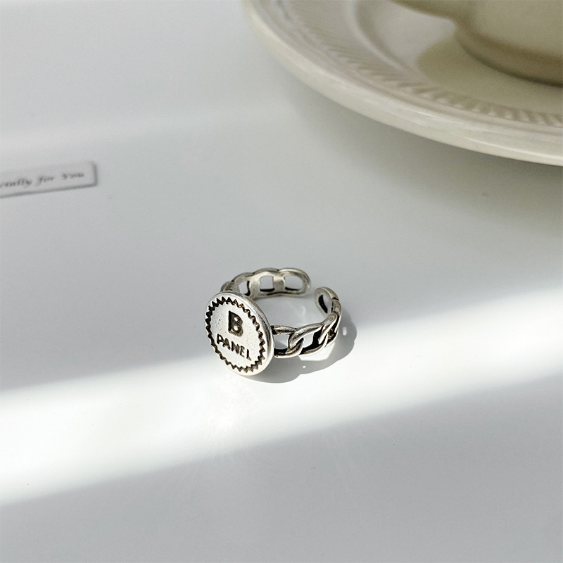 Γυναικεία ρυθμιζόμενα δαχτυλίδια σε τρία μοντέλα - ασημί χρώμα