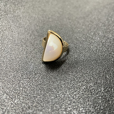 Νέο μοντέλο ρυθμιζόμενο δαχτυλίδι σε χρυσό χρώμα - τρία μοντέλα