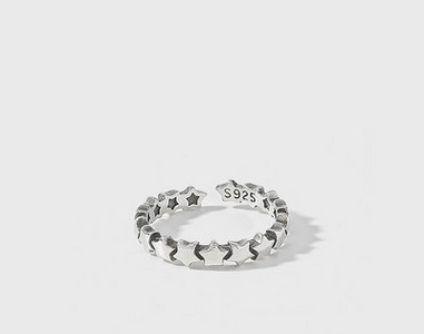 Γυναικείο δαχτυλίδι αστέρι σε ασημί χρώμα