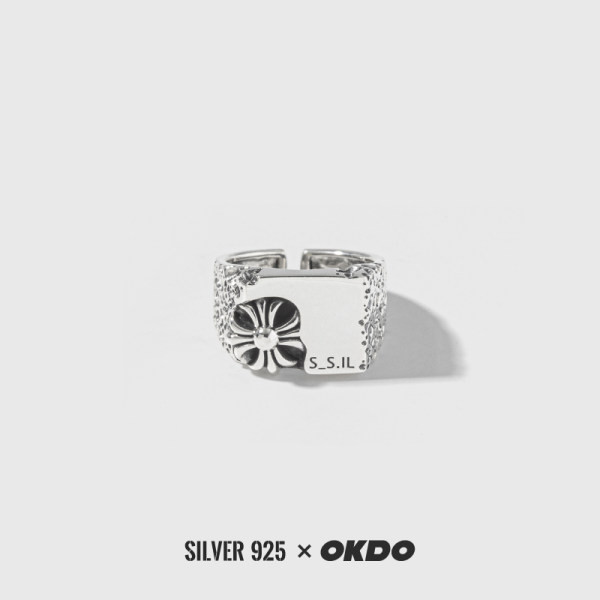 Дамски пръстен в сребрист цвят с камък