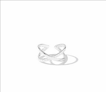 Ежедневен пръстен в сребрист цвят за жени