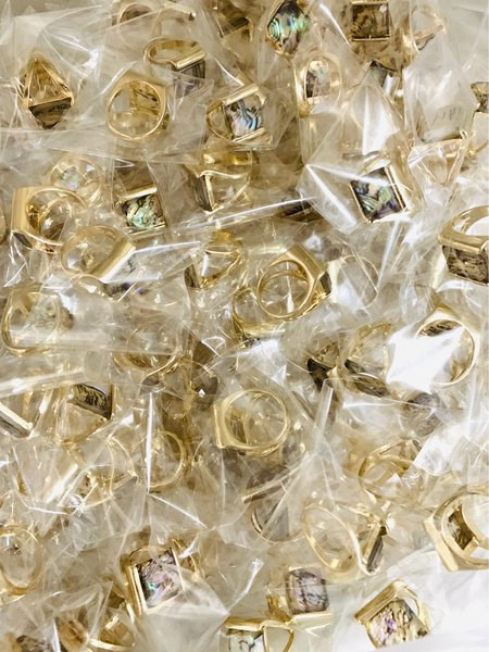 Γυναικείο δαχτυλίδι με πέτρα