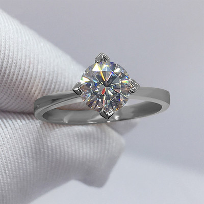 Γυναικείο κομψό δαχτυλίδι με διακοσμητική πέτρα σε δύο χρώματα