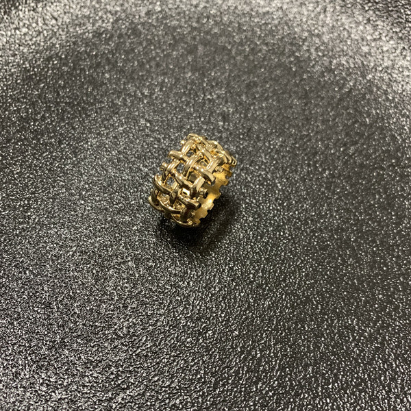 Inel de aur de dama model larg uni