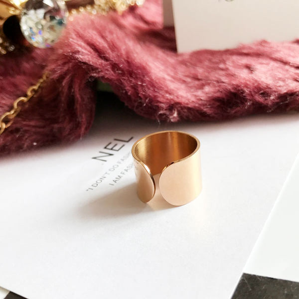 Χρυσό χρώμα  γυναικείο φαρδύ μοντέλο