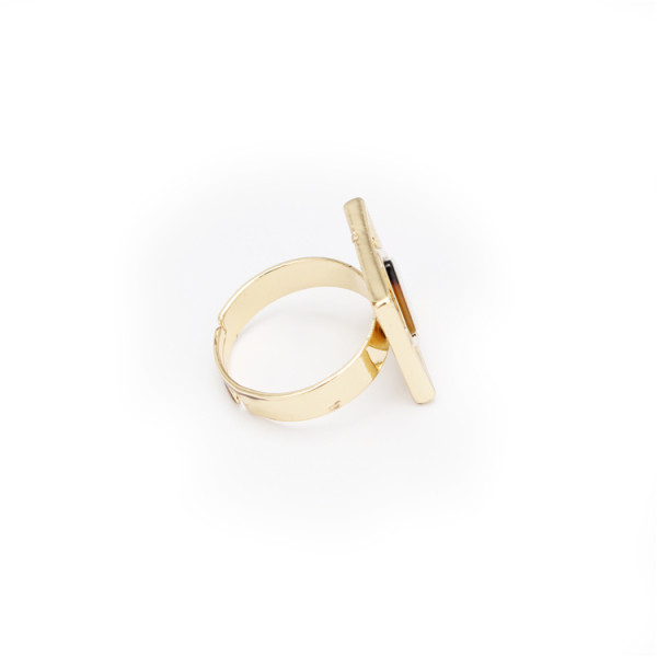 Τετράγωνο γυναικείο δαχτυλίδι με πέτρα - χρυσό χρώμα - γεωμετρικό σχήμα