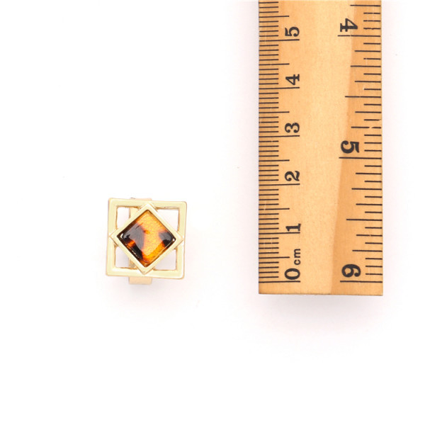 Τετράγωνο γυναικείο δαχτυλίδι με πέτρα - χρυσό χρώμα - γεωμετρικό σχήμα