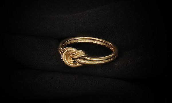 Inel de dama din aur cu decor