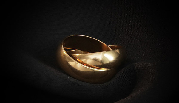 Μοντέρνο φαρδύ μοντέλο γυναικείο χρυσό δαχτυλίδι