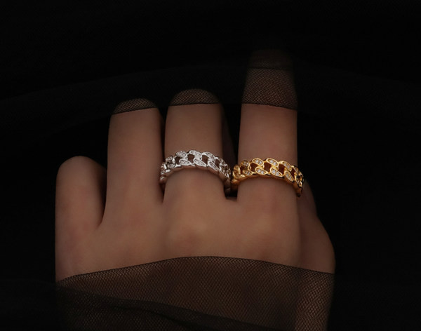 Νέο μοντέλο γυναικείο δαχτυλίδι σε χρυσό χρώμα