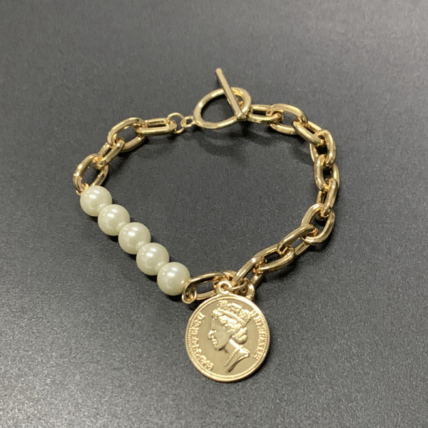 Μοντέρνο γυναικείο βραχιόλι με πέρλες ή δύο μοντέλα