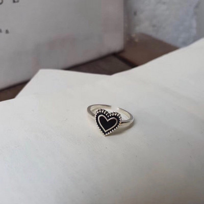 Γυναικεία δαχτυλίδια πολλά μοντέλα σε ασημί χρώμα