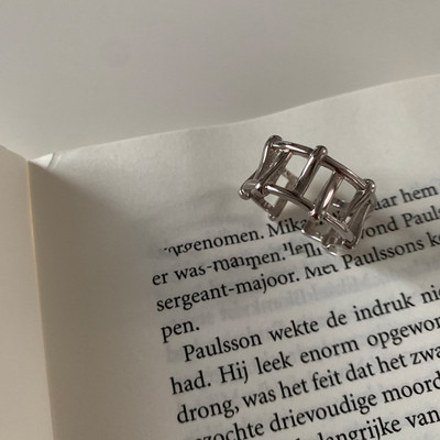 Γυναικεία δαχτυλίδια πολλά μοντέλα σε ασημί χρώμα