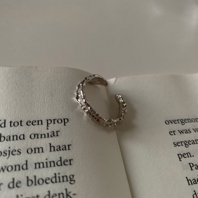 Γυναικεία δαχτυλίδια πολλά μοντέλα σε ασημί χρώμα