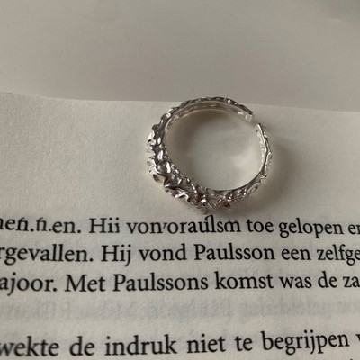 Γυναικεία δαχτυλίδια πολλά μοντέλα σε ασημί χρώμα