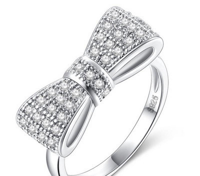 Дамски пръстен панделка с декоративни камъни