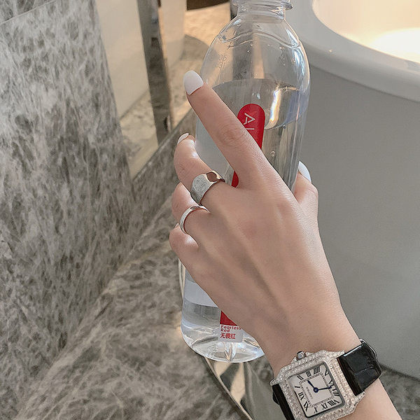 Γυναικείο δαχτυλίδι σε ασημί ή χρυσό χρώμα