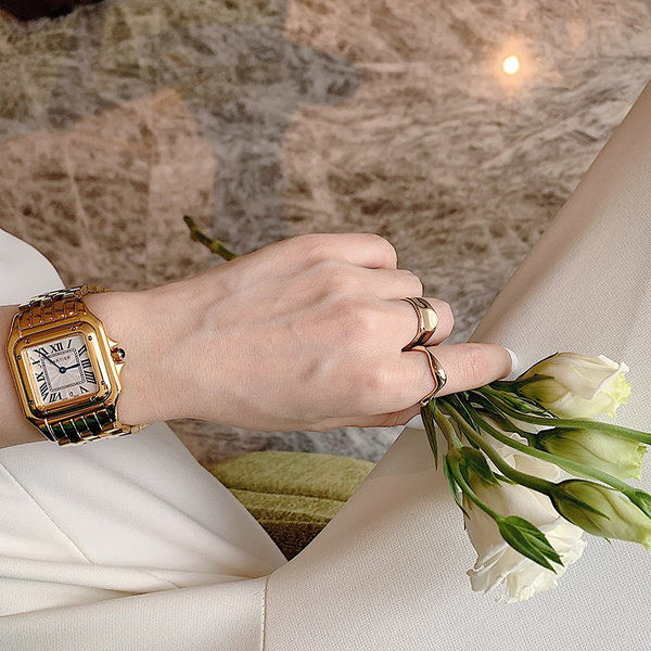 Γυναικείο δαχτυλίδι σε ασημί ή χρυσό χρώμα