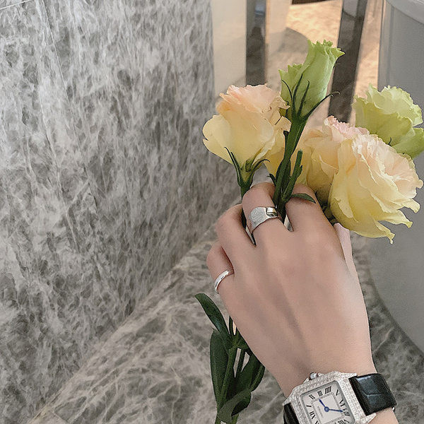 Γυναικείο δαχτυλίδι σε ασημί ή χρυσό χρώμα