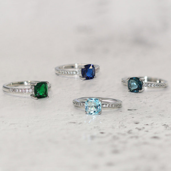 Γυναικείο κομψό δαχτυλίδι με χρωματιστή πέτρα