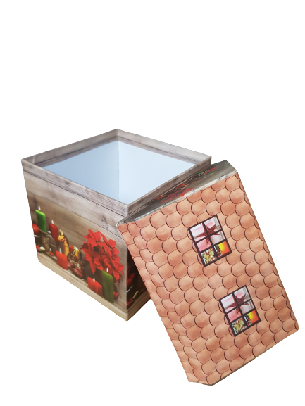 кутия за подарък,коледна 12х12 см