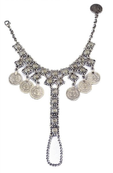 Μοντέρνο γυναικείο βραχιόλι με δαχτυλίδι και μενταγιόν