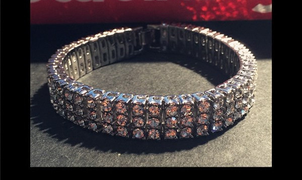 Muška čelična narukvica s ukrasnim kamenčićima