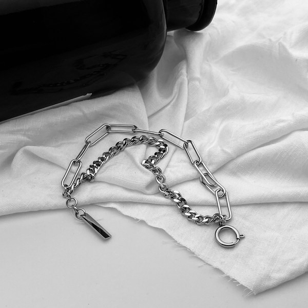 Γυναικείο βραχιόλι δύο σειρών σε ασημί χρώμα