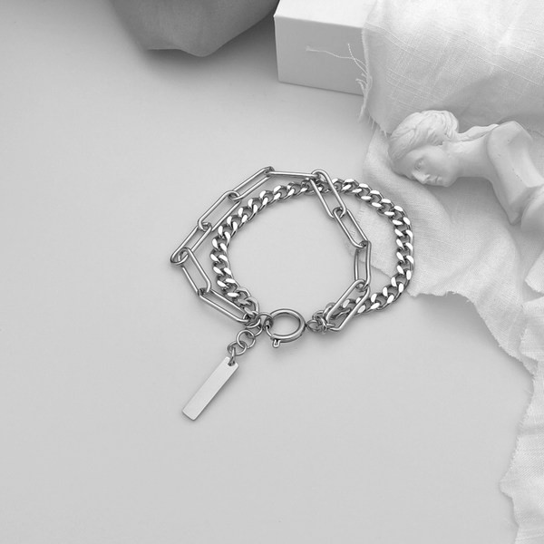 Γυναικείο βραχιόλι δύο σειρών σε ασημί χρώμα