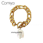 Γυναικείο βραχιόλι σε χρυσό χρώμα και μενταγιόν από πέτρα