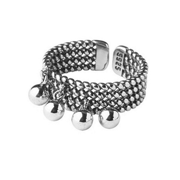 Γυναικείο φαρδύ  δαχτυλίδι με μεταλλικές μπάλες