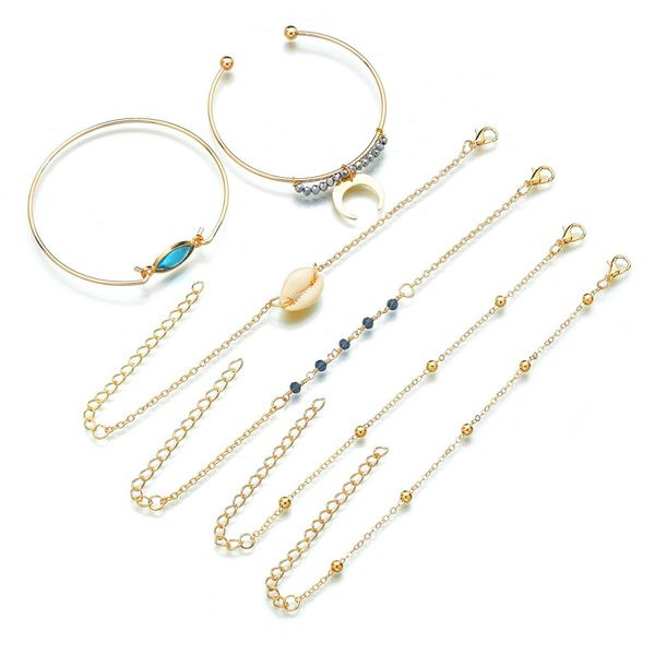 Σετ από έξι διαφορετικά βραχιόλια