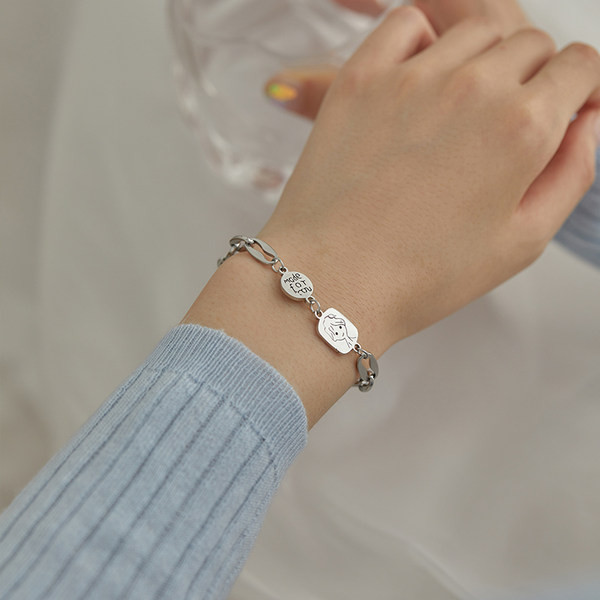 Γυναικείο ρυθμιζόμενο βραχιόλι σε ασημί χρώμα - φιλία