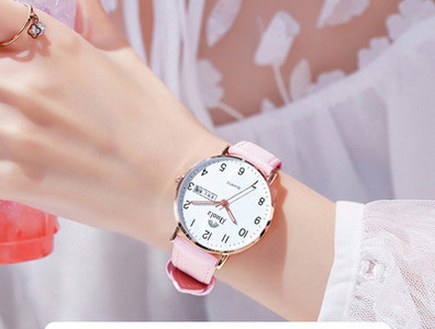 Κομψά γυναικεία ρολόγια με δερμάτινο ή μεταλλικό λουράκι