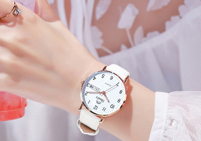 Κομψά γυναικεία ρολόγια με δερμάτινο ή μεταλλικό λουράκι