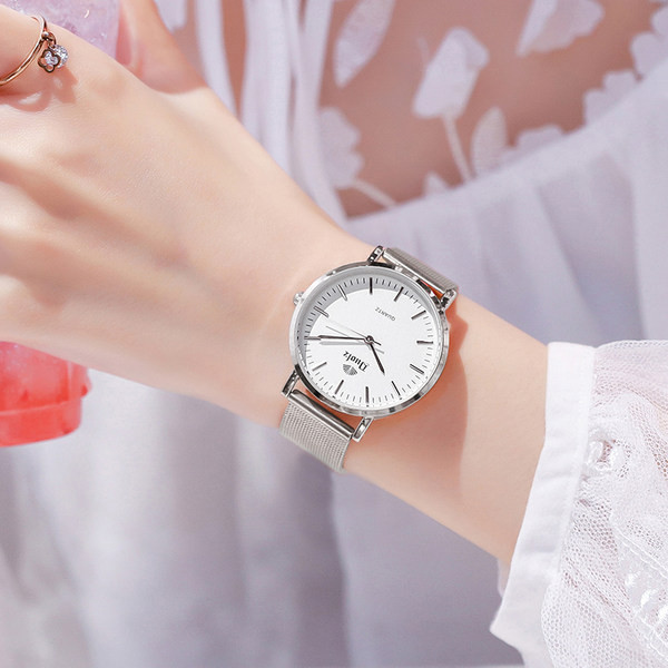 Κομψό γυναικείο ρολόι με στρογγυλό καντράν - δερμάτινο ή μεταλλικό λουράκι