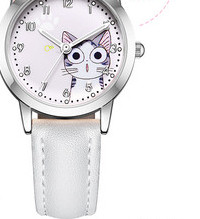 Γυναικείο καθημερινό ρολόι με στρογγυλό καντράν σε τρία μοντέλα