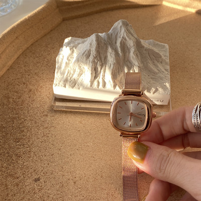 Ceas de dama zilnic mai multe modele