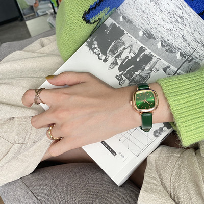 Ceas de dama zilnic mai multe modele