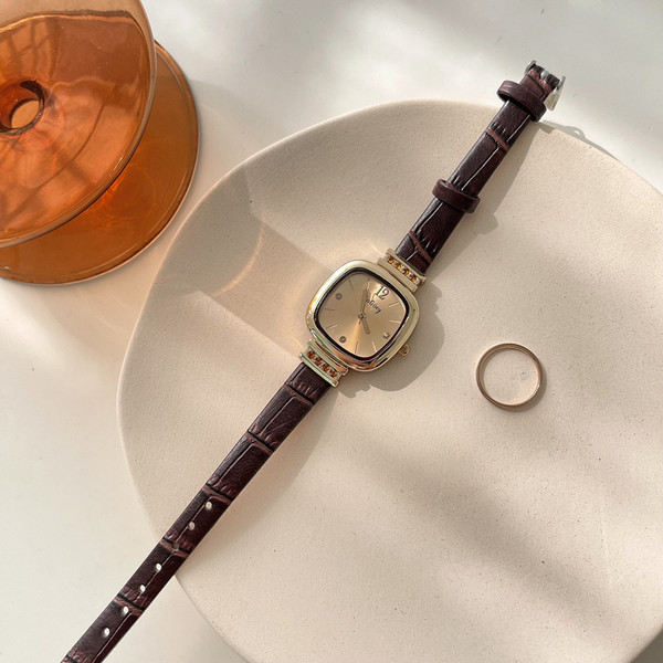 Ceas de dama zilnic mai multe modele