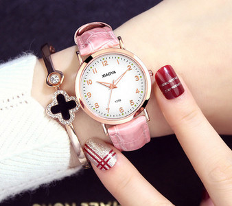 Γυναικείο ρολόι με επιγραφή και λουράκι από οικολογικό δέρμα