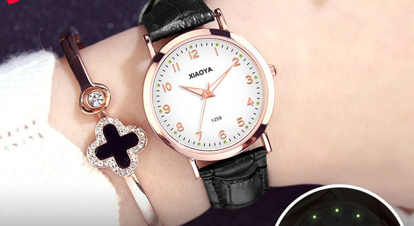 Γυναικείο ρολόι με επιγραφή και λουράκι από οικολογικό δέρμα