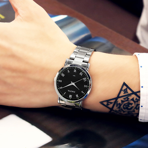 Οβάλ ανδρικό ρολόι με λουράκι από ανοξείδωτο ατσάλι