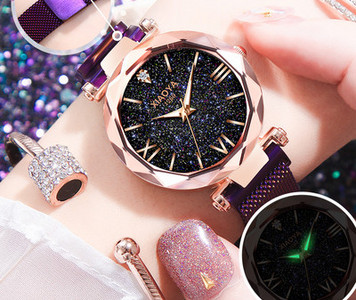 Γυναικείο ρολόι με στρογγυλό χρυσό καντράν με φωτιζόμενους δείκτες