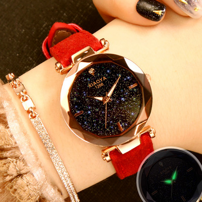 Ρολόι χειρός με στρογγυλή πλάκα και φωτιζόμενα δείκτες