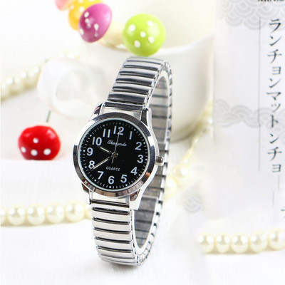 Sat s elastičnim metalnim lančićem - različiti promjeri brojčanika